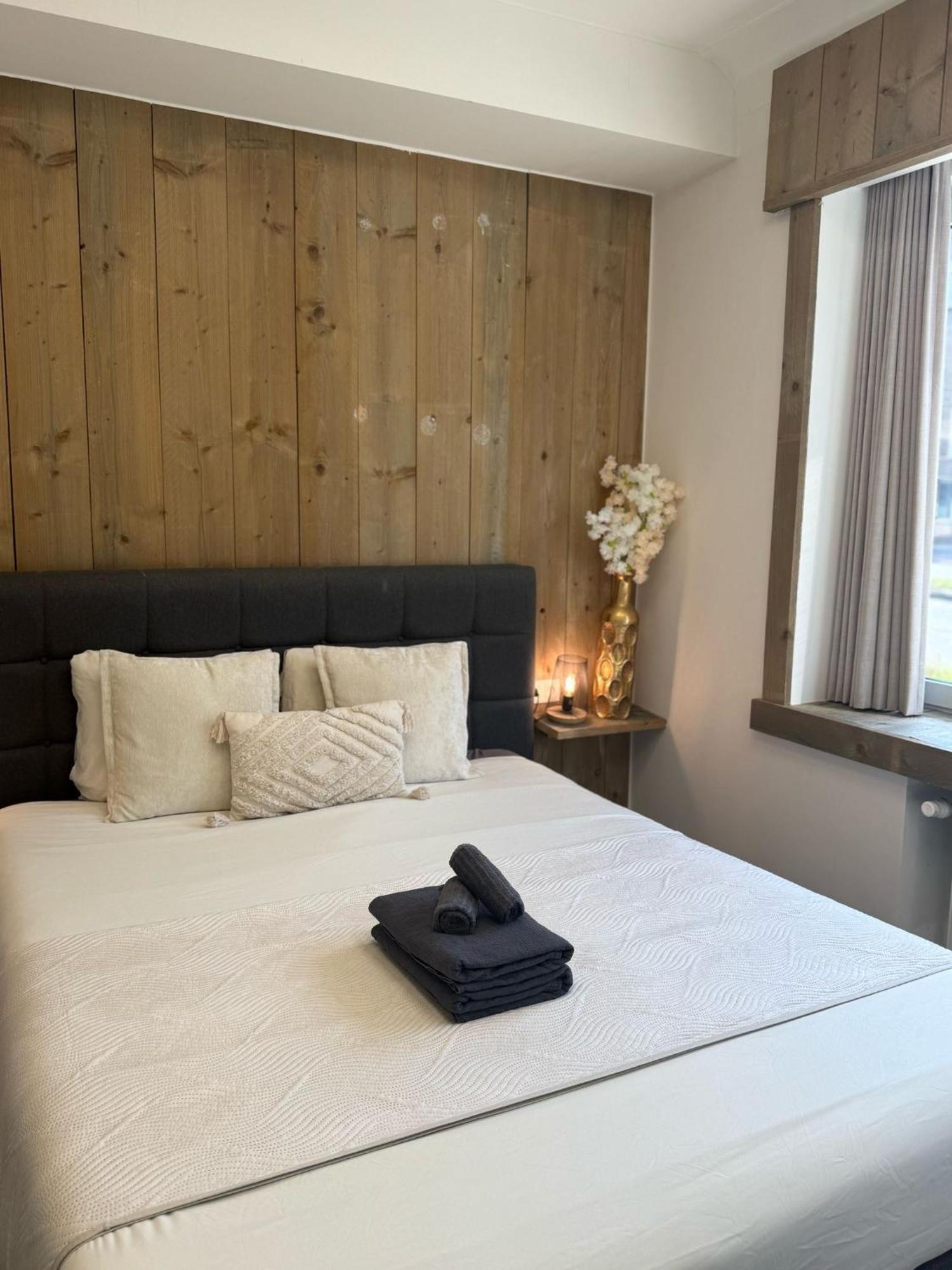 Appartement Vernieuwde In Het Centrum *
